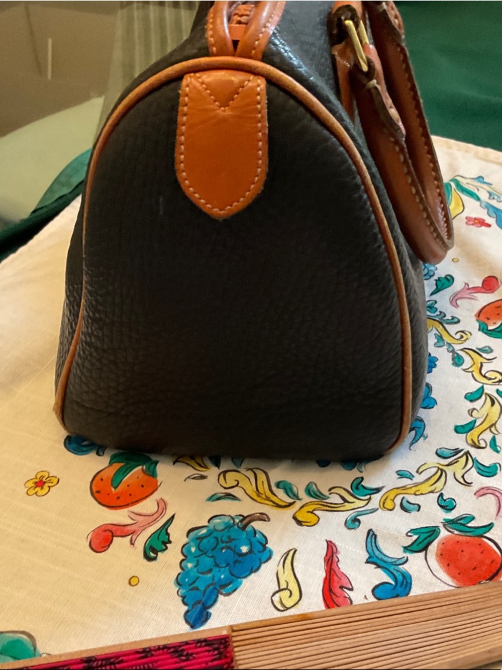 Vintage Dooney and Burke Black Pebbled All Weather with Tan trimmings - Picture 4 of 13